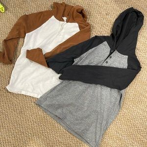 Old Navy long-sleeve hooded t-shirts, boys’